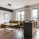 Skylark - Oslo Penthouse With Jacuzzi & Mountain Apartment Brasov
