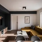 Skylark - Oslo Penthouse With Jacuzzi & Mountain * Brasov