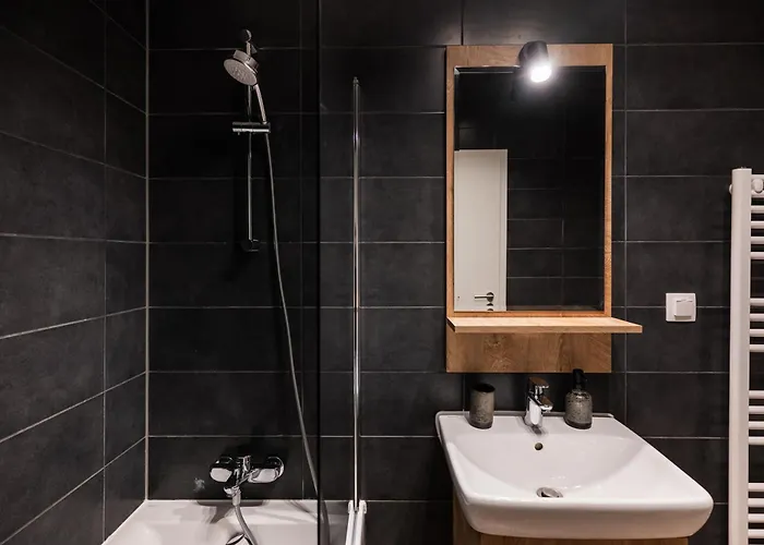 Skylark - Oslo Penthouse With Jacuzzi & Mountain * Brasov